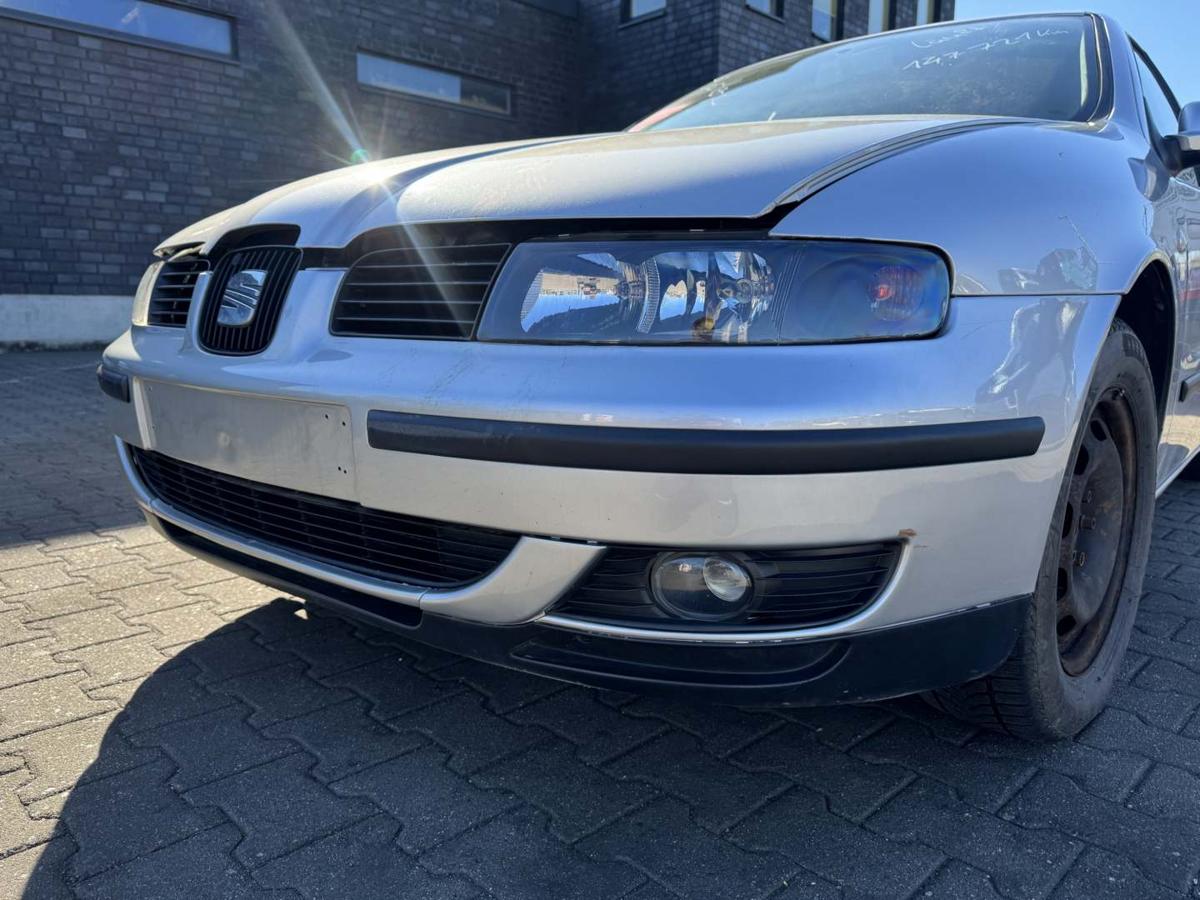 Seat Leon 1M original Sto&szlig;stange Stossf&auml;nger vorn LS7N Gris Artico Bj.2000